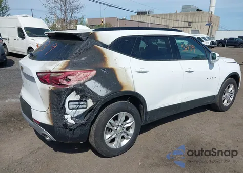 2020 Chevrolet Blazer Awd 2Lt из США, поврежденный, VIN 3GNKBHRS6LS557019